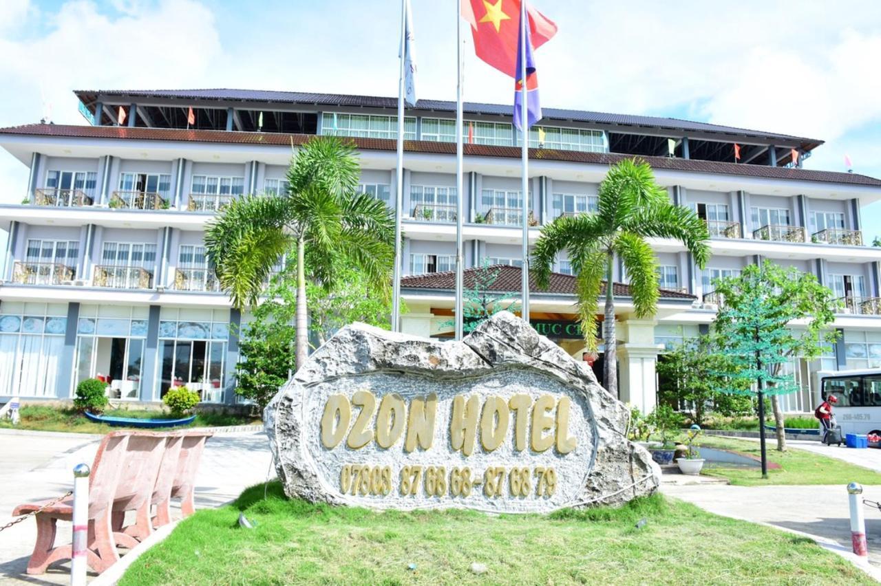 Ozon Hotel Nam Can Exteriör bild